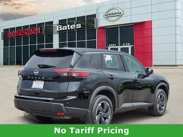 Certified 2025 Nissan Rogue SV FWD image 4