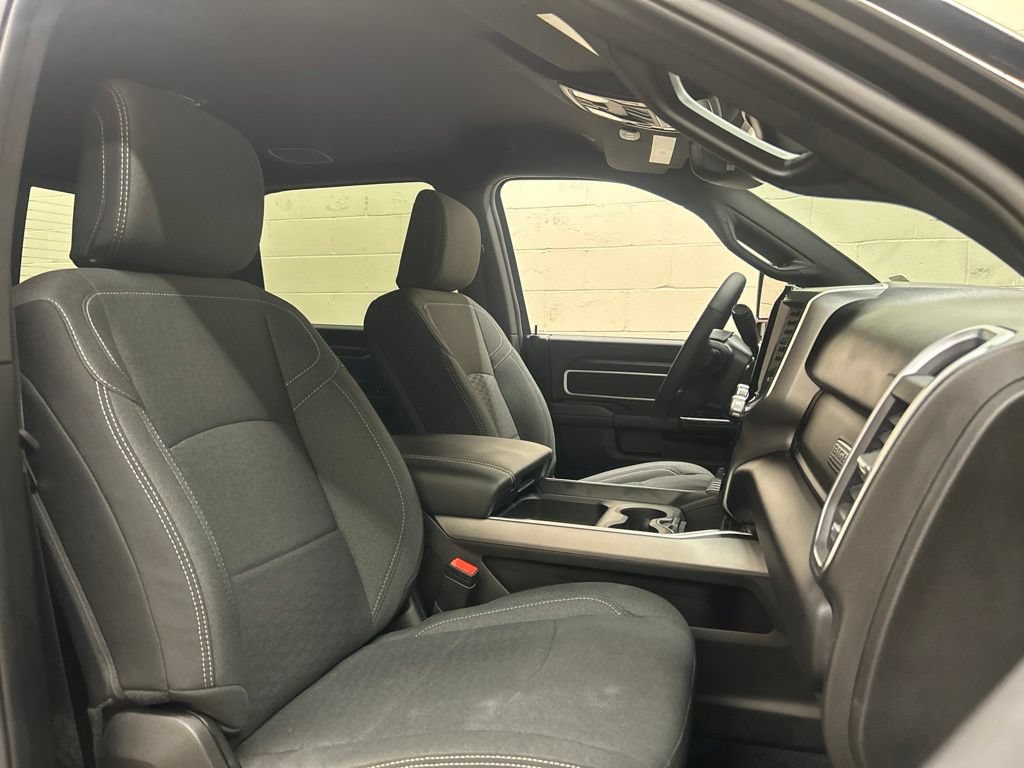 Used 2025 RAM 3500 Big Horn AWD/4WD image 10