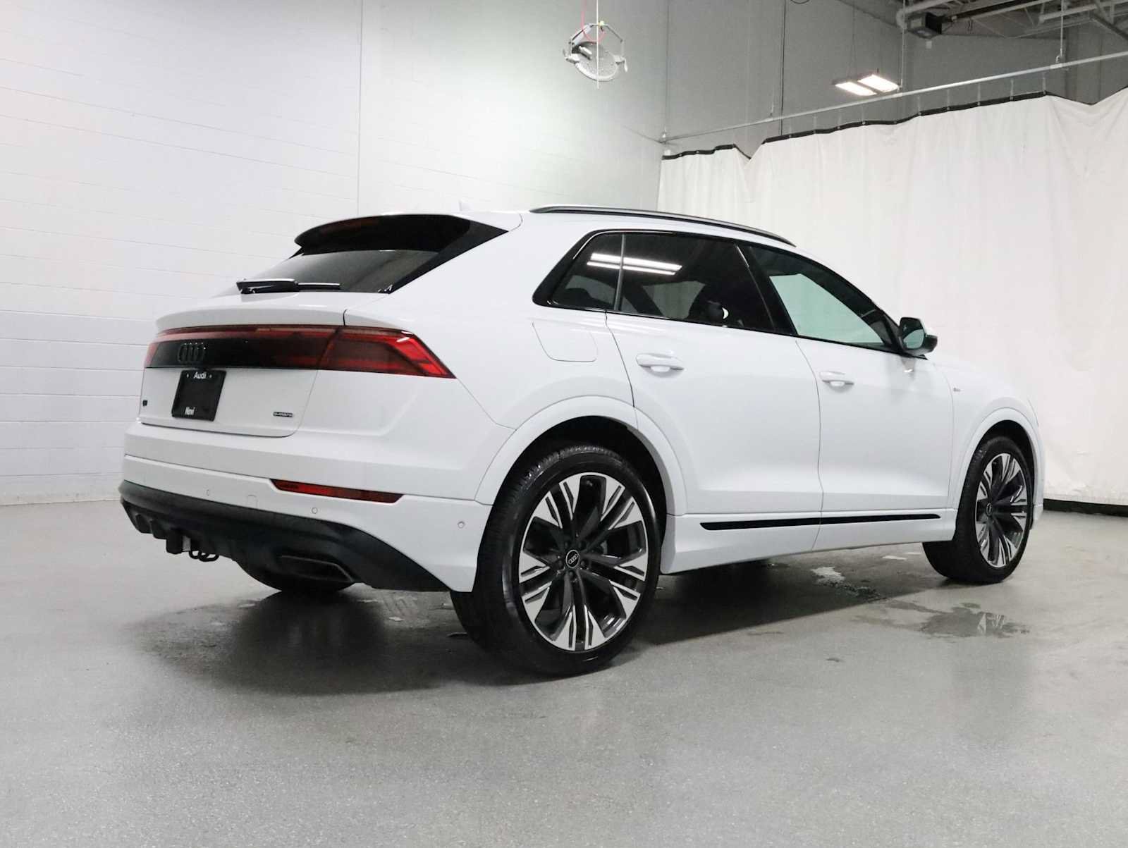 Certified 2026 Audi Q8 Premium Plus AWD/4WD image 9