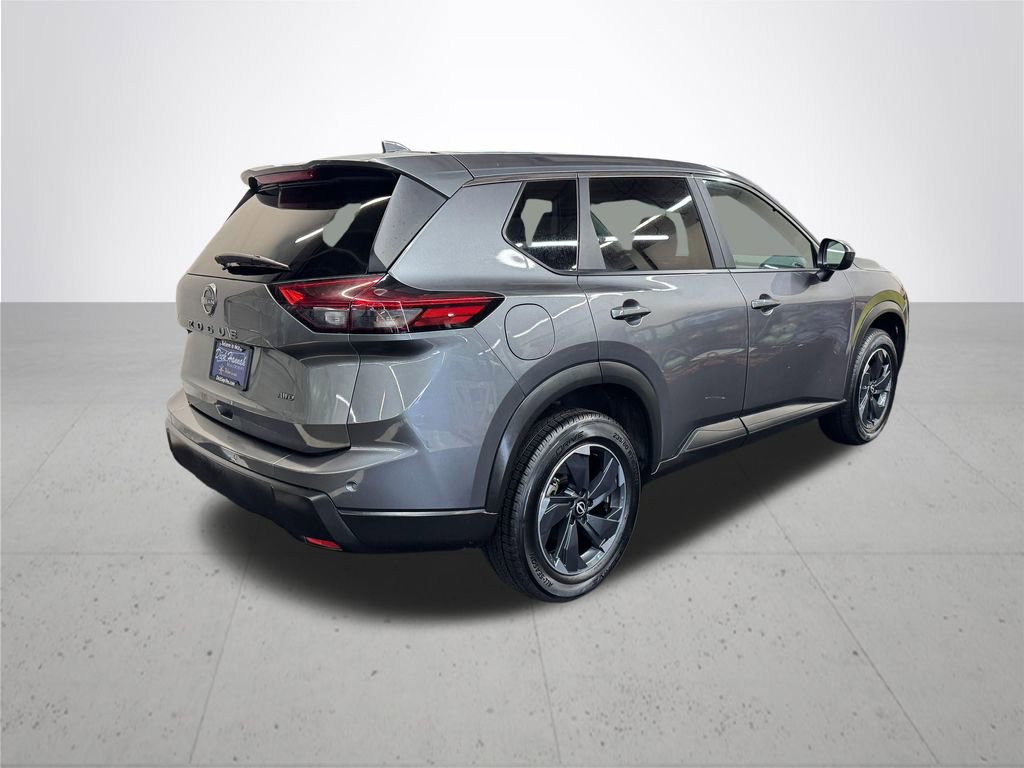 Used 2025 Nissan Rogue SV image 7