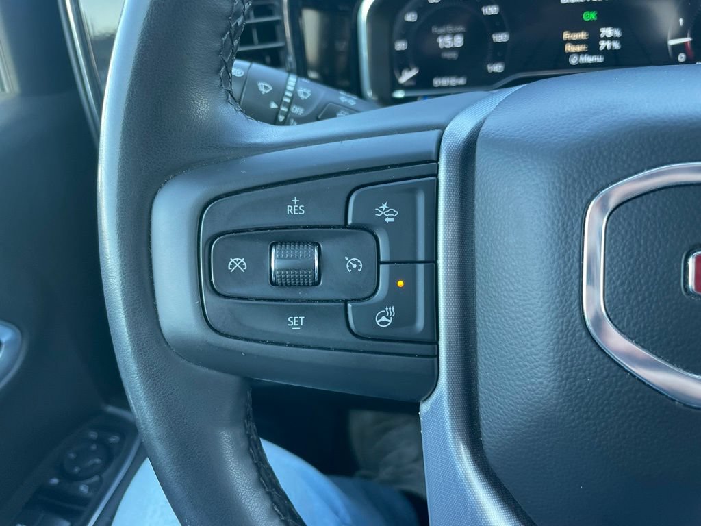 Used 2025 GMC Sierra 1500 SLT AWD/4WD image 21