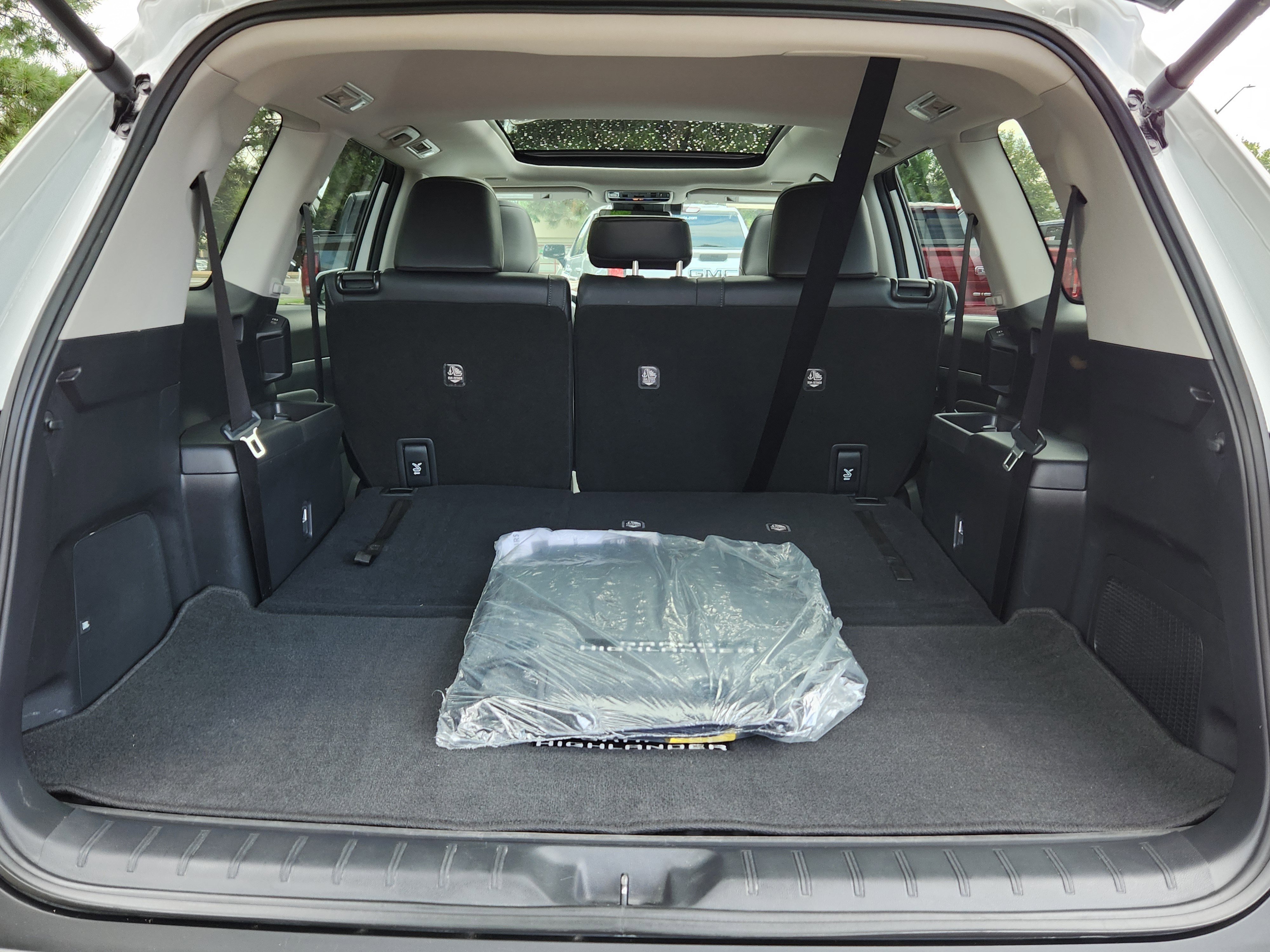 Used 2024 Toyota Grand Highlander Limited image 13