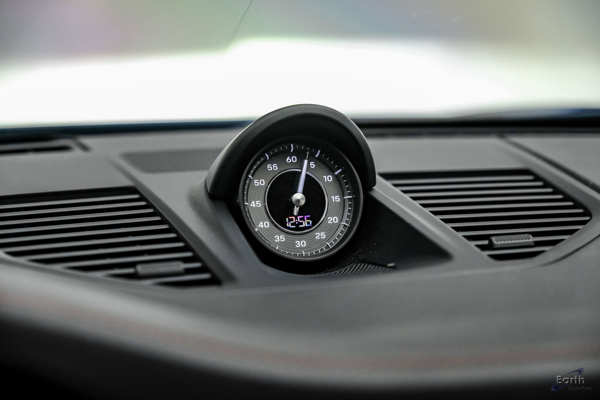 Used 2021 Porsche 911 Turbo image 69