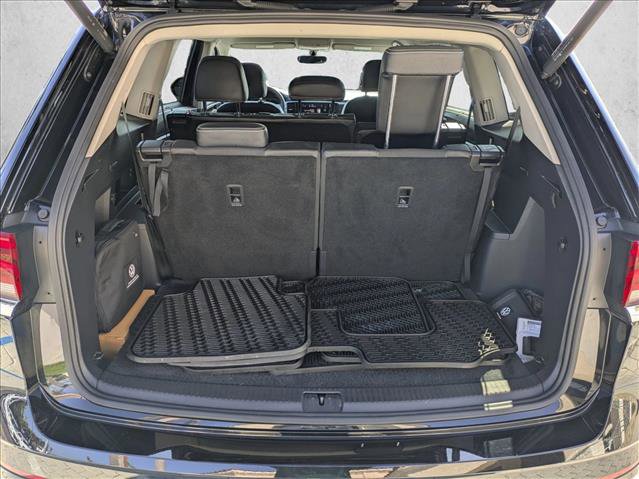 Certified 2023 Volkswagen Atlas SE image 6
