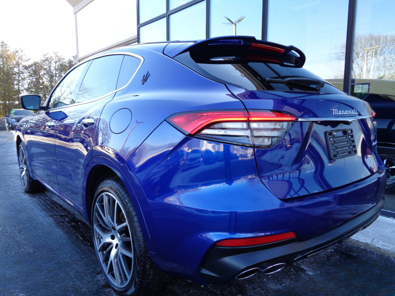 Used 2022 Maserati Levante Modena image 6