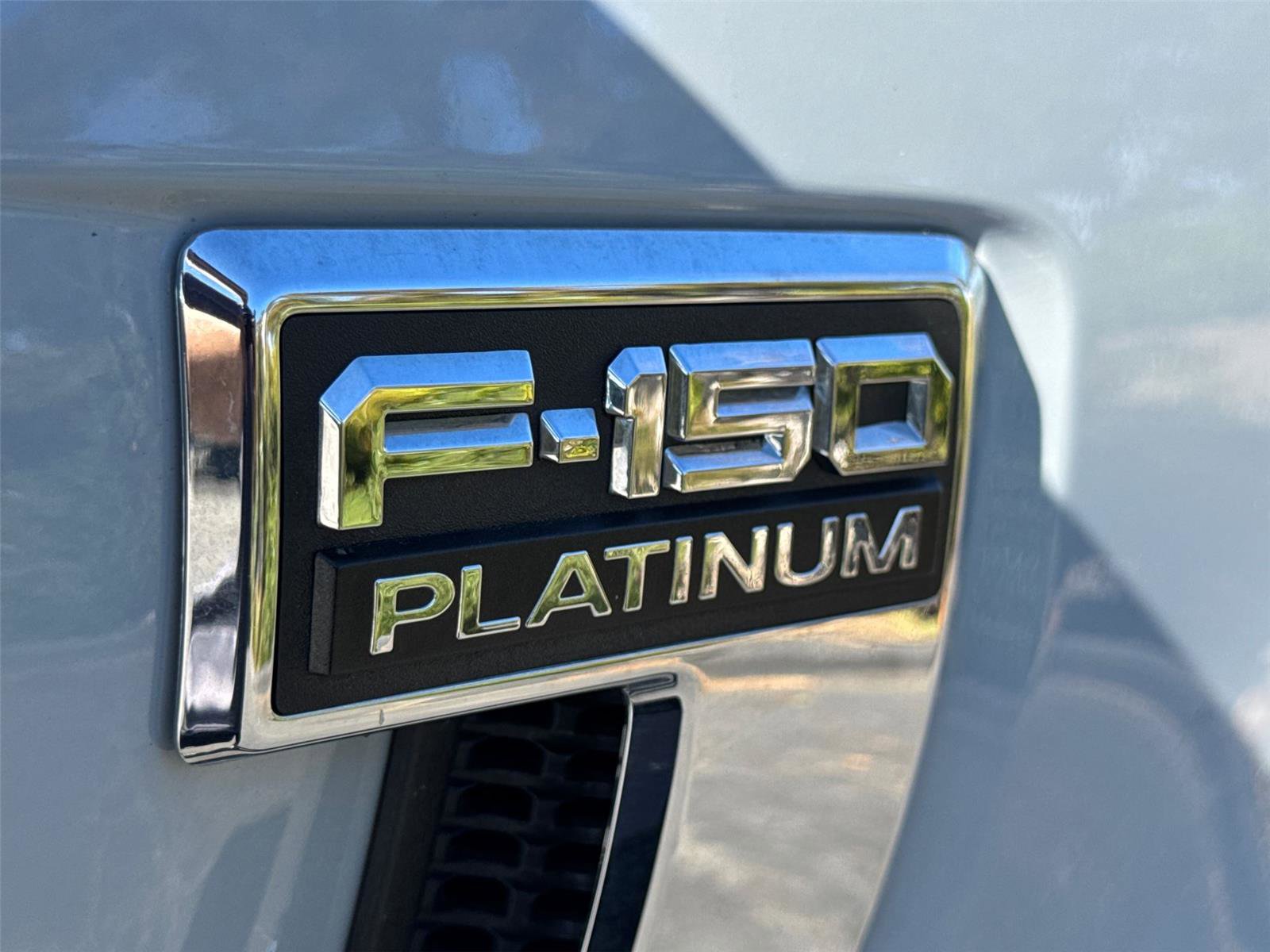 Used 2023 Ford F150 Platinum image 15
