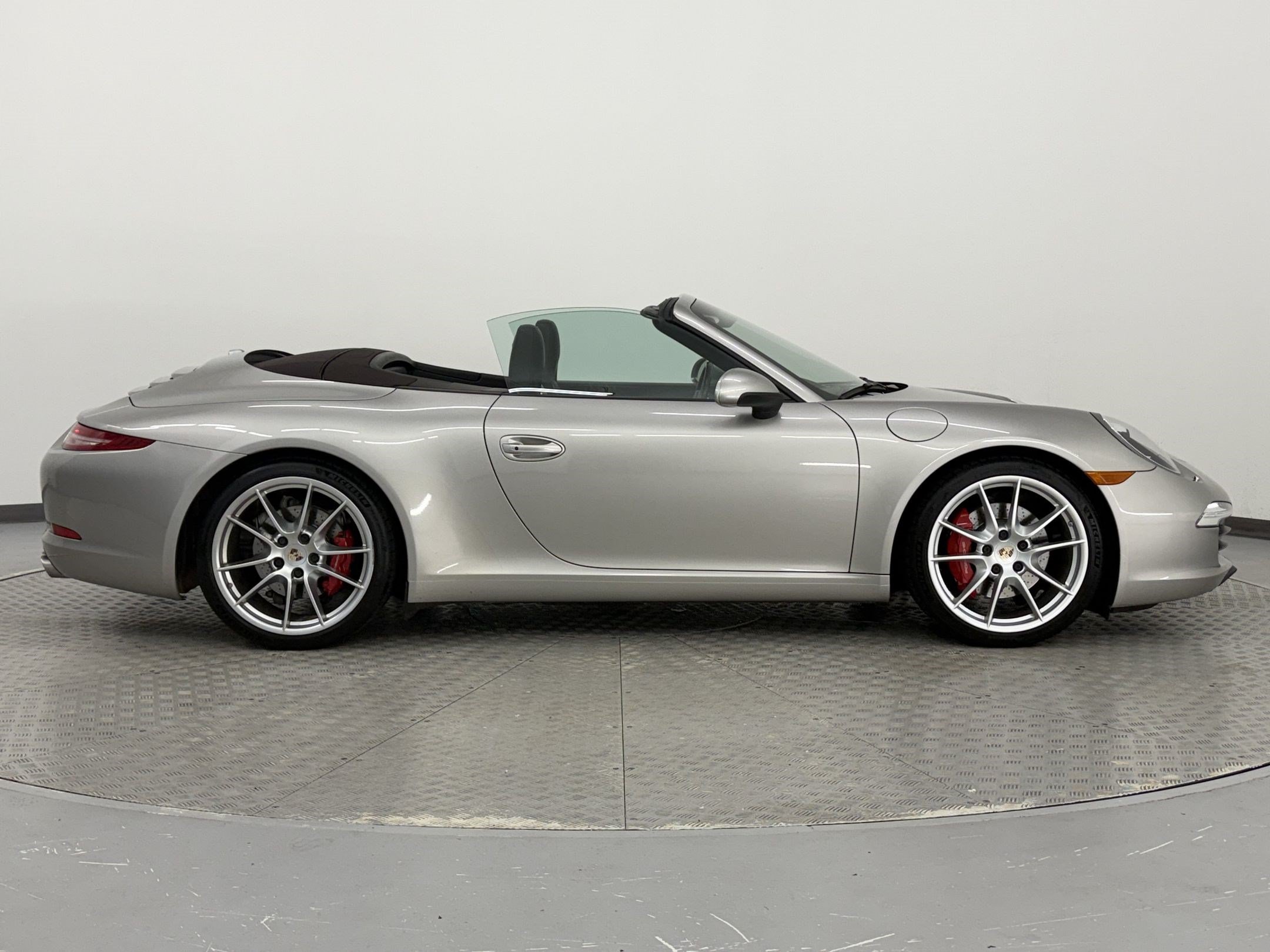 Used 2013 Porsche 911 Carrera S RWD image 8
