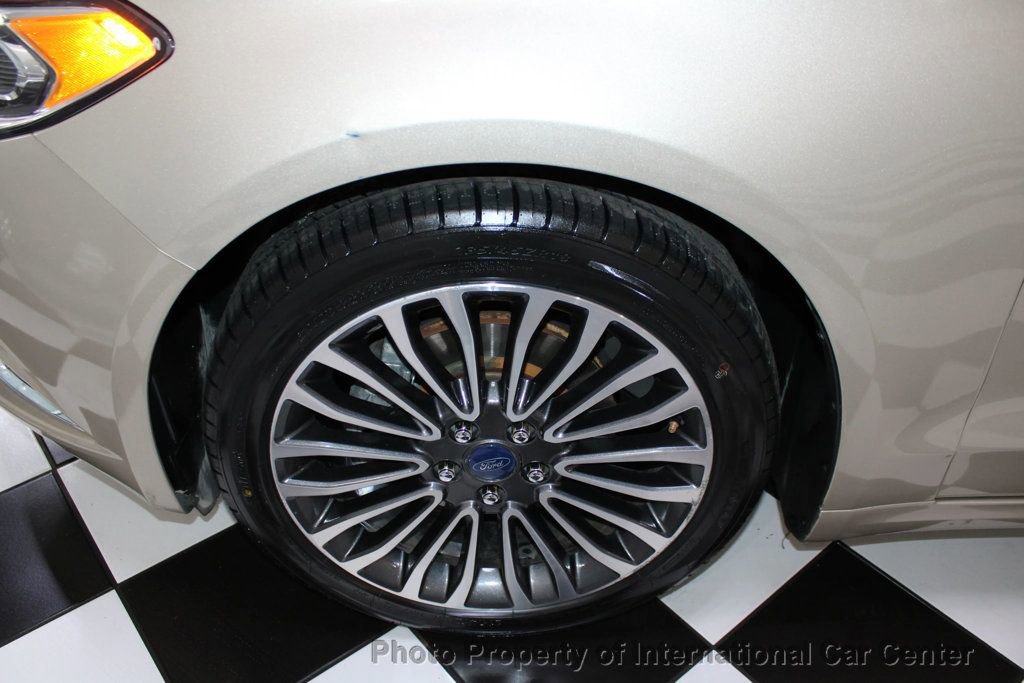 Used 2017 Ford Fusion SE image 34