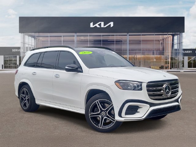 Used 2025 Mercedes-Benz GLS 450 4MATIC image 1