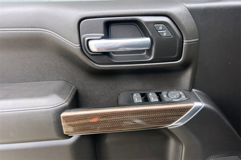 Used 2019 Chevrolet Silverado 1500 LT w/ All-Star Edition image 14