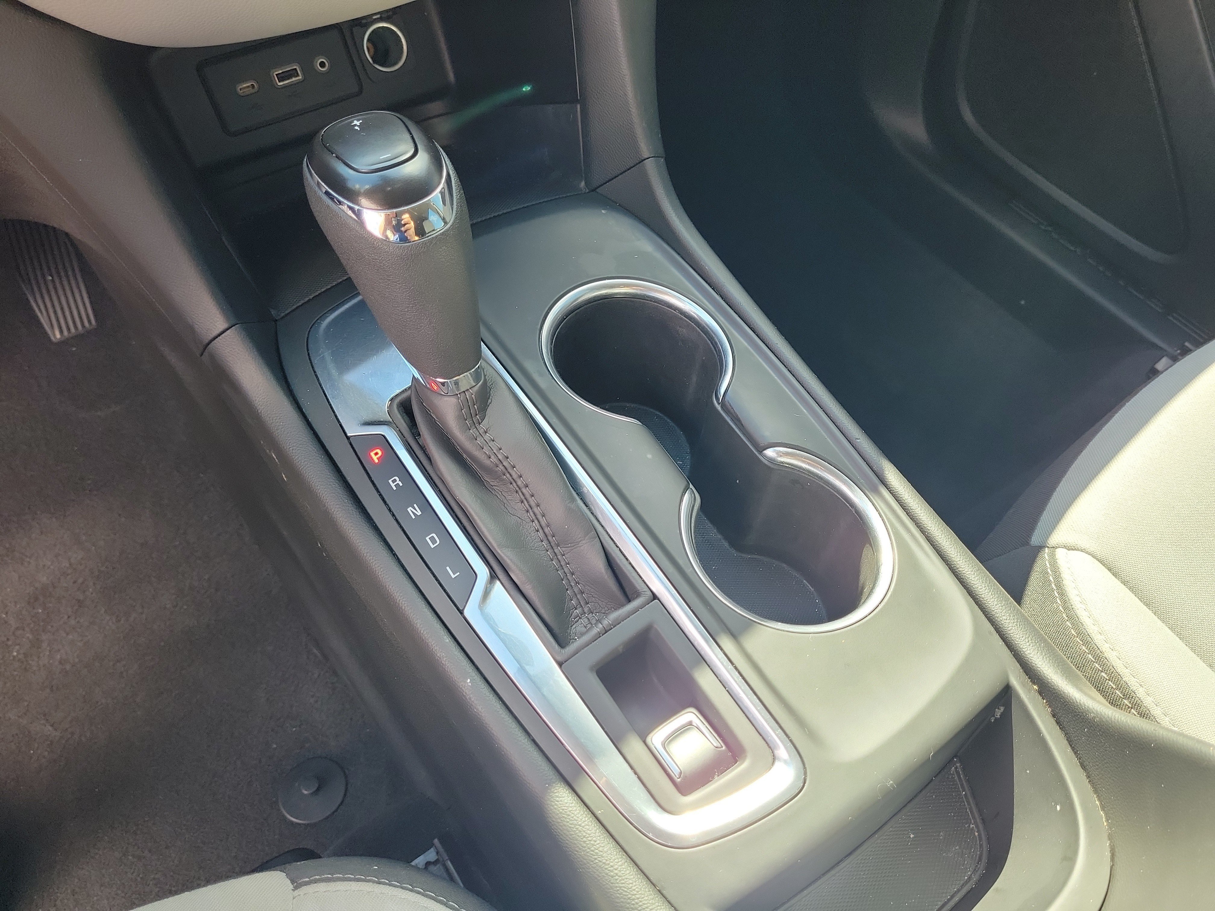 Used 2021 Chevrolet Equinox LS FWD image 21