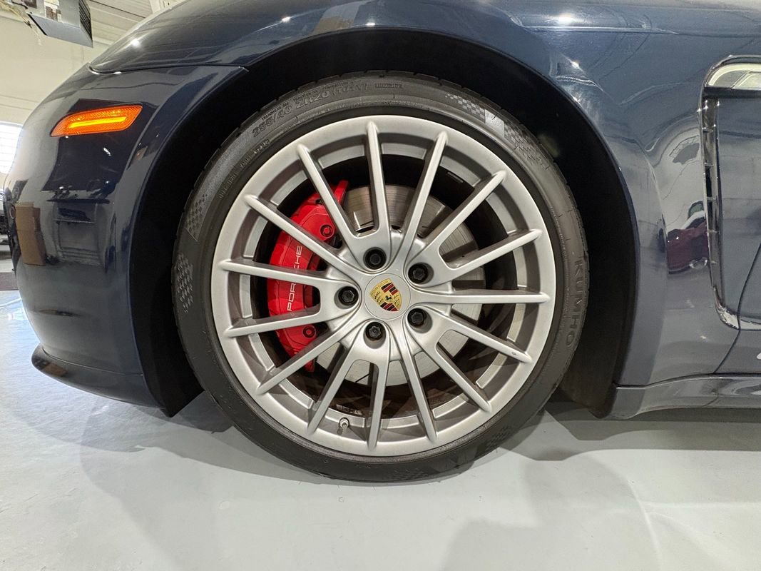 Used 2015 Porsche Panamera GTS w/ Premium Package Plus image 55