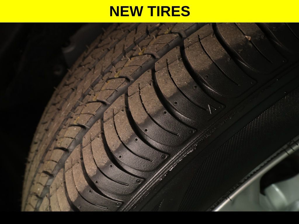 Used 2022 Jeep Cherokee Latitude Lux w/ Sun & Sound Group image 5