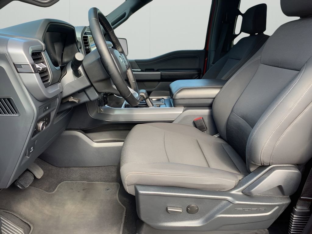 Used 2025 Ford F150 XLT w/ Equipment Group 301A Standard image 10