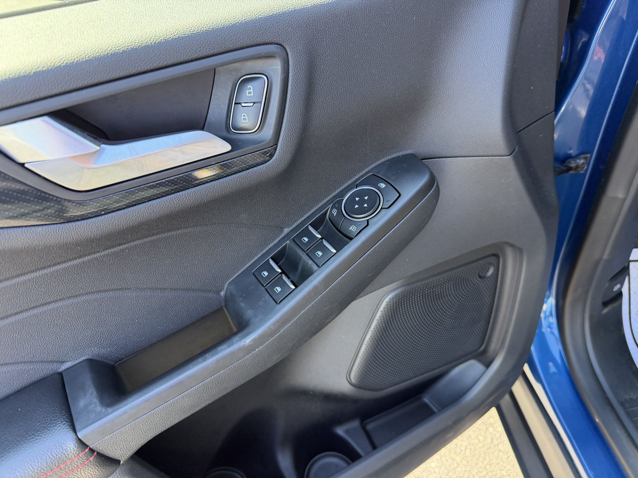 Used 2023 Ford Escape ST-Line w/ Tech Pack #1 FWD image 18