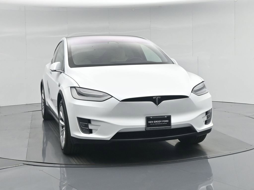 Used 2020 Tesla Model X Long Range image 24