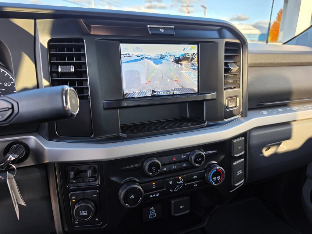 New 2027 Ford F250 XLT AWD/4WD image 17