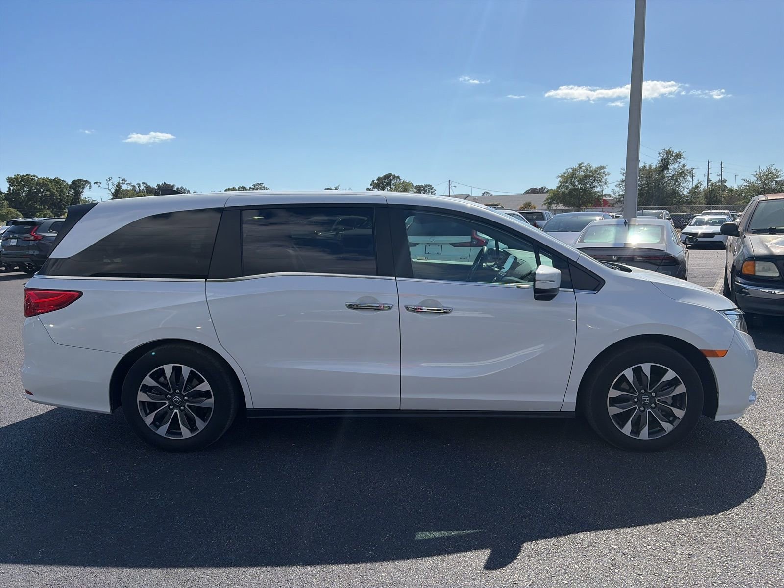 Used 2023 Honda Odyssey EX-L image 8