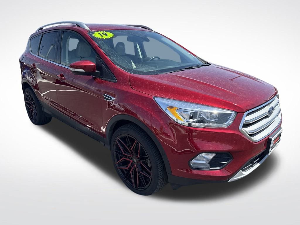 Used 2019 Ford Escape Titanium image 9