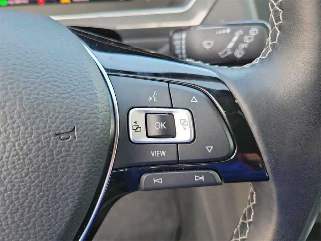 Used 2020 Volkswagen Tiguan SEL Premium R-Line w/ 3rd Row Seat Package image 33