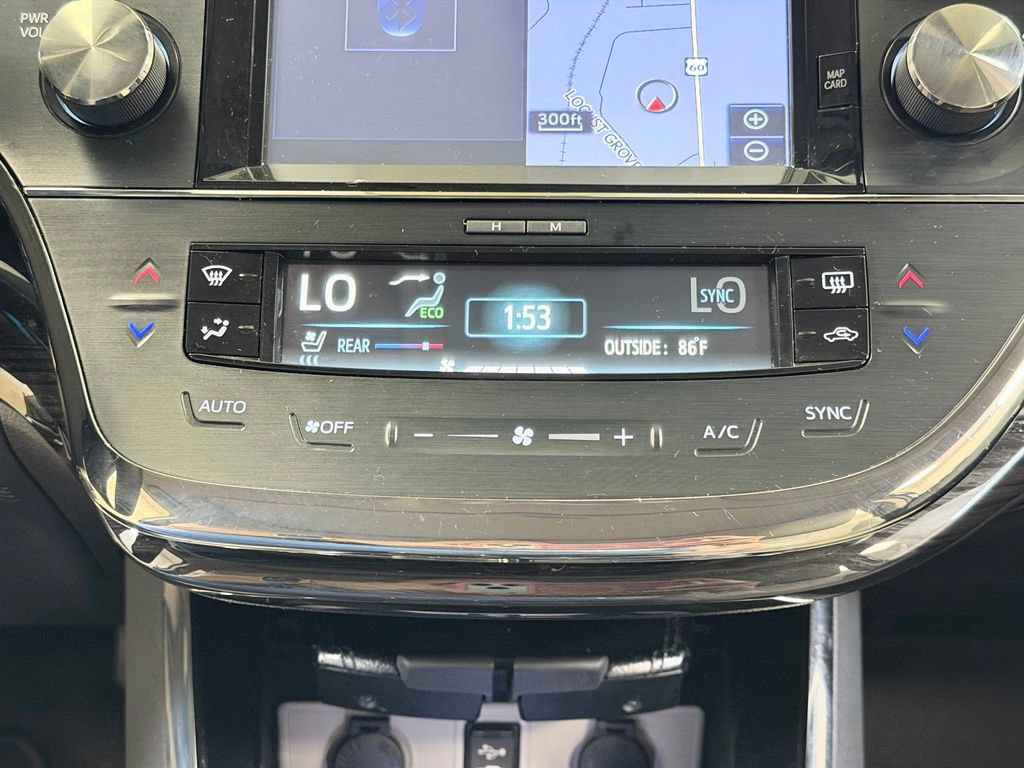Used 2015 Toyota Avalon Limited FWD image 49