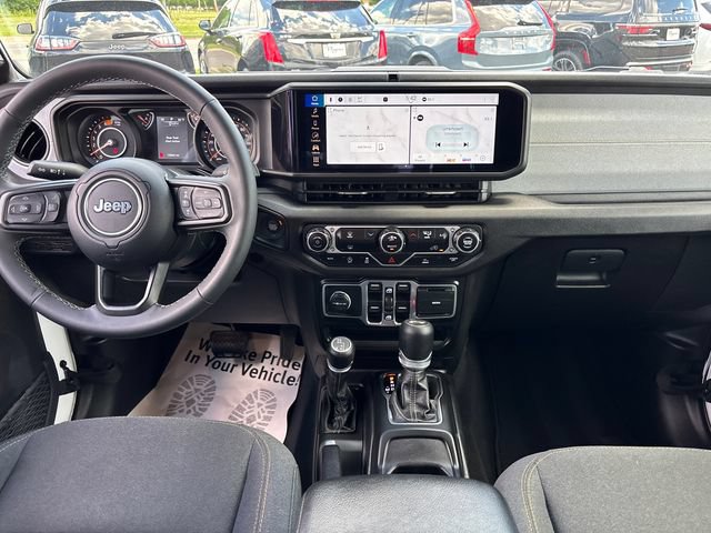 Used 2025 Jeep Wrangler Unlimited Sport AWD/4WD image 10
