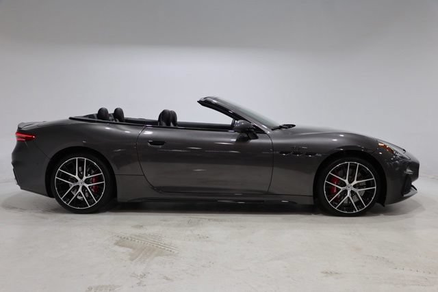 Certified 2024 Maserati GranCabrio Trofeo AWD/4WD image 9