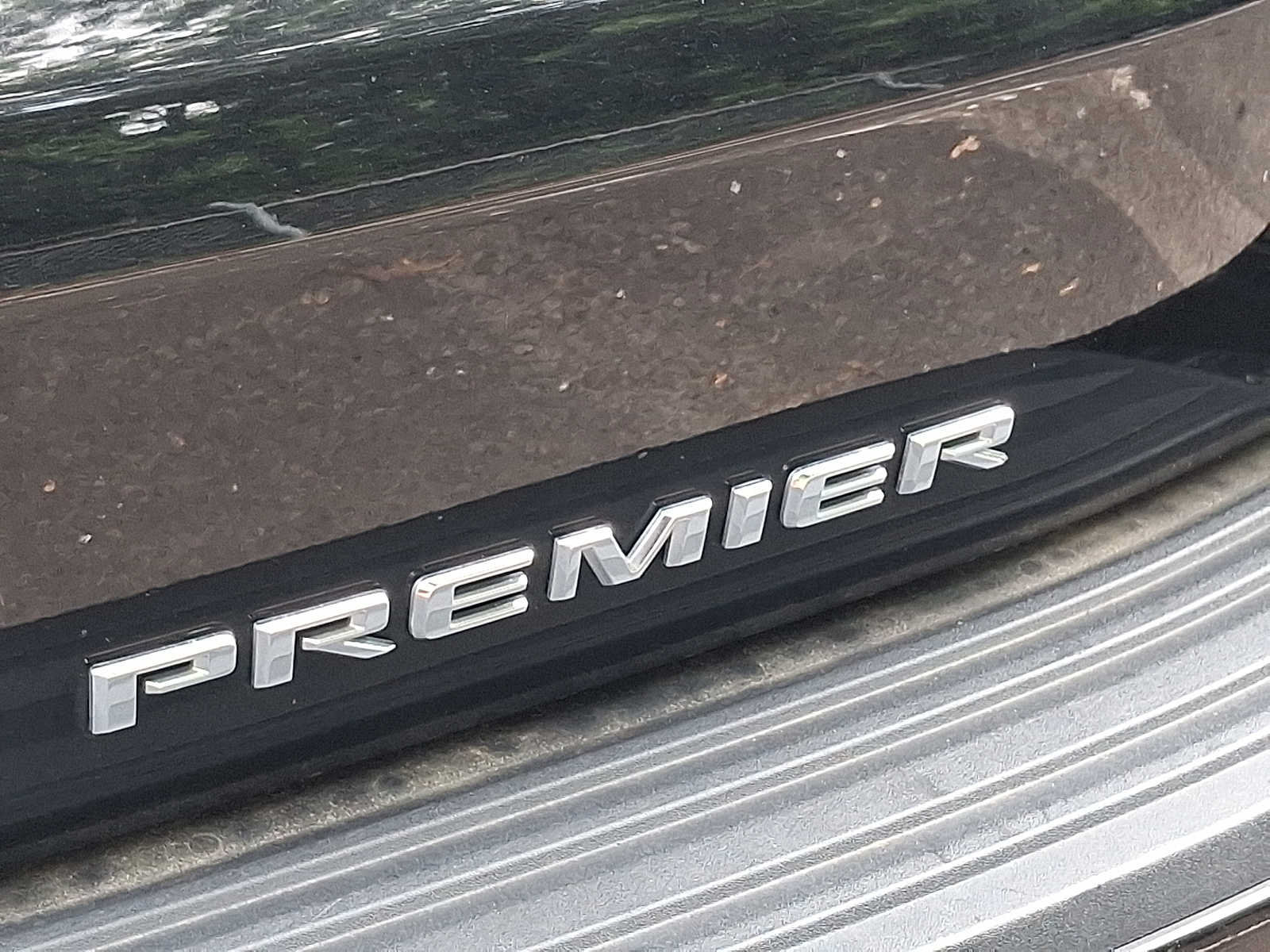 Certified 2024 Chevrolet Tahoe Premier AWD/4WD image 30
