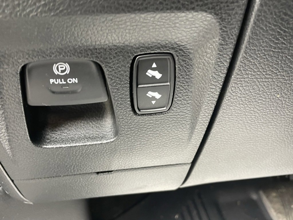 Used 2023 RAM 1500 Big Horn image 34