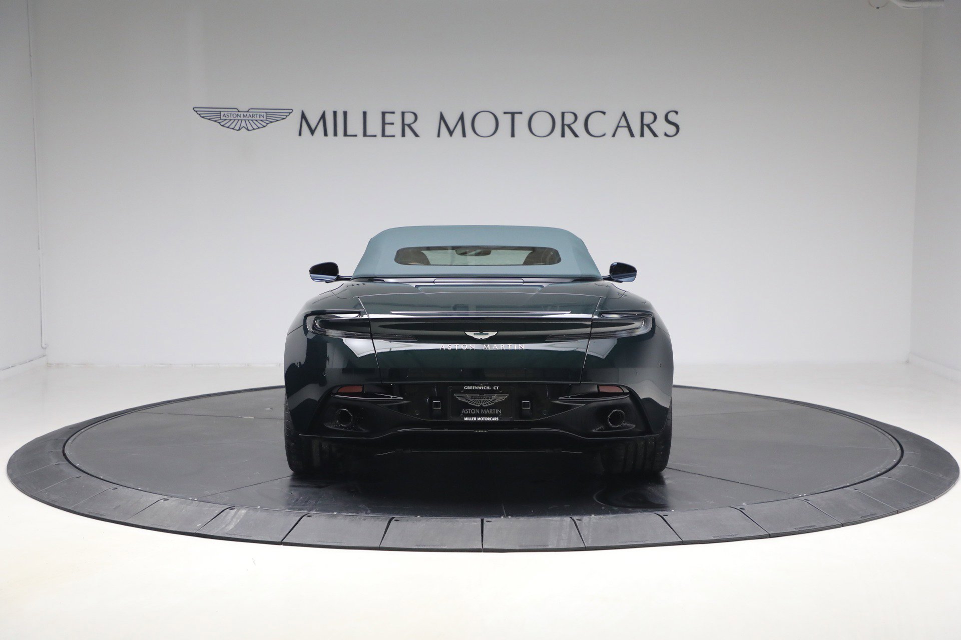 New 2026 Aston Martin DB12 Convertible RWD image 19