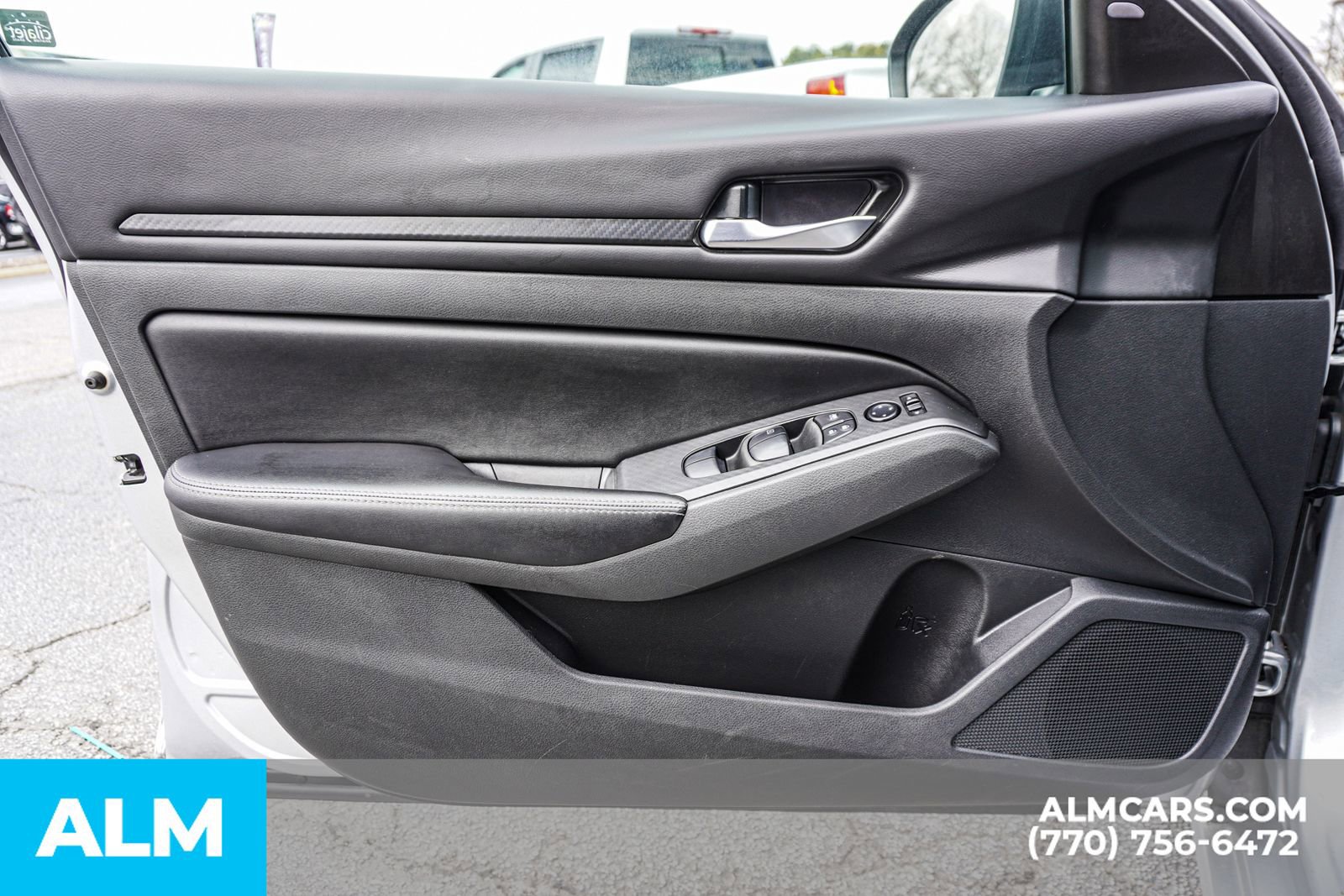 Used 2024 Nissan Altima 2.5 SV image 51