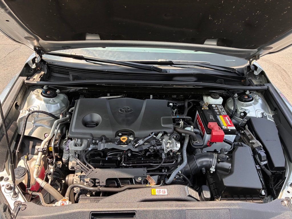 Used 2023 Toyota Camry SE FWD image 9