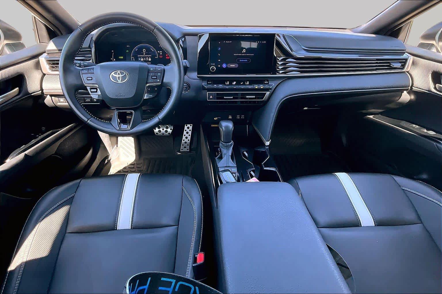 Certified 2025 Toyota Camry SE FWD image 15