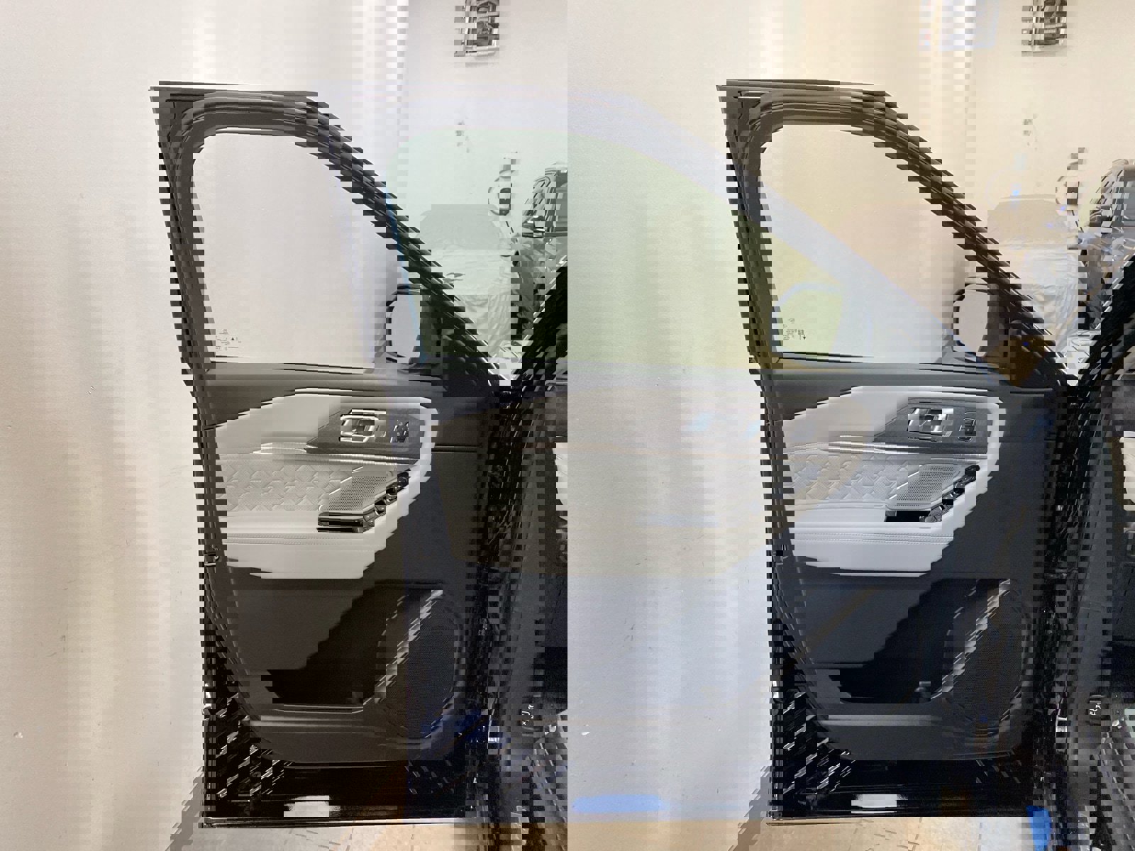 New 2026 Ford Explorer Platinum image 45