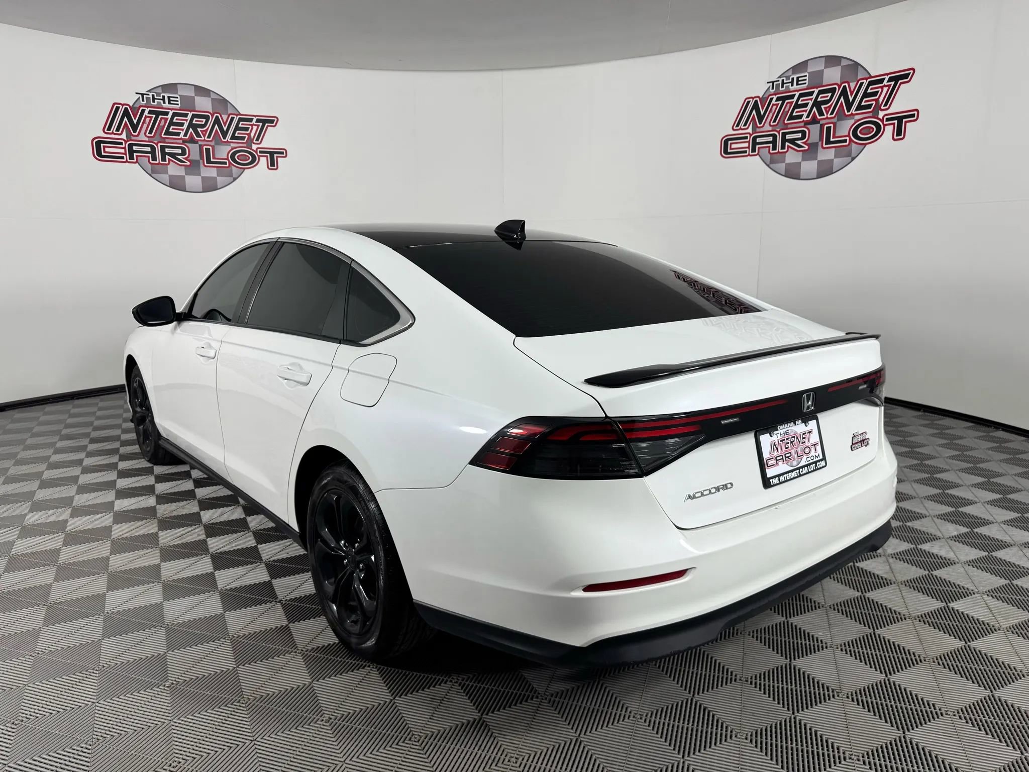 Used 2023 Honda Accord LX image 5