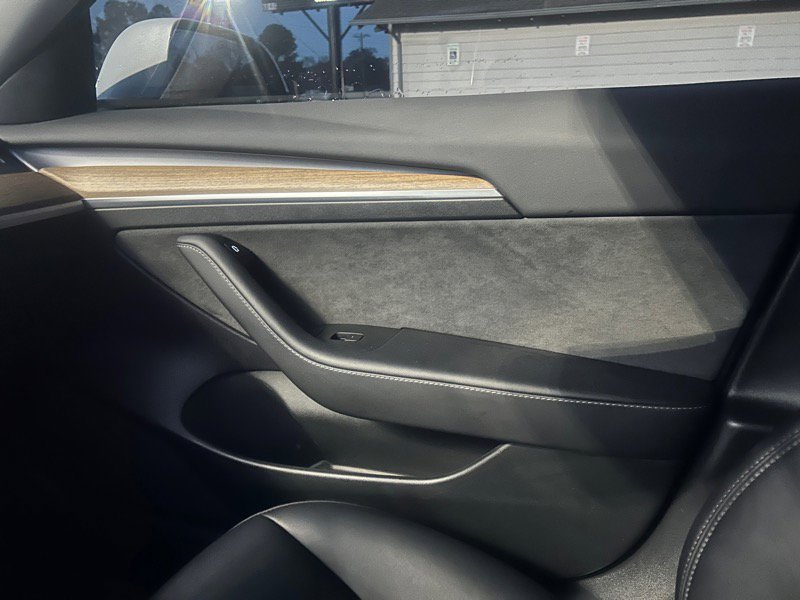 Used 2023 Tesla Model 3 Standard Range image 20