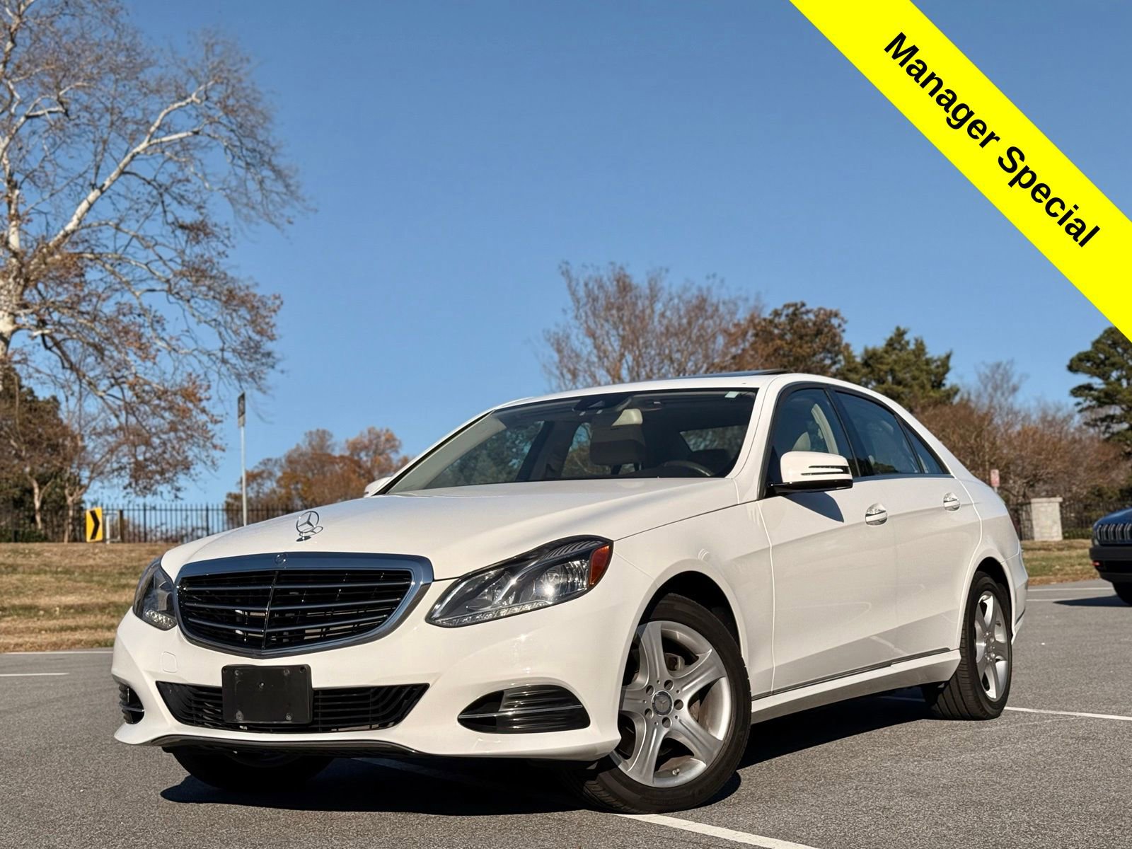 Used 2014 Mercedes-Benz E 350 4MATIC Sedan image 1