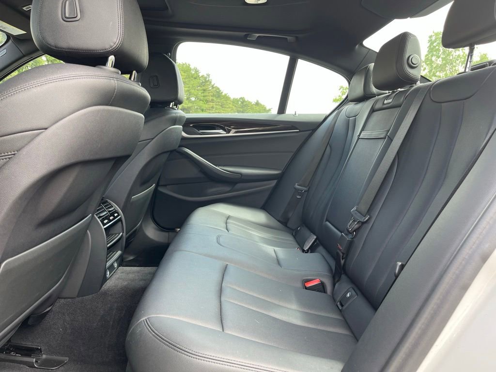 Used 2018 BMW 530i xDrive AWD/4WD image 19
