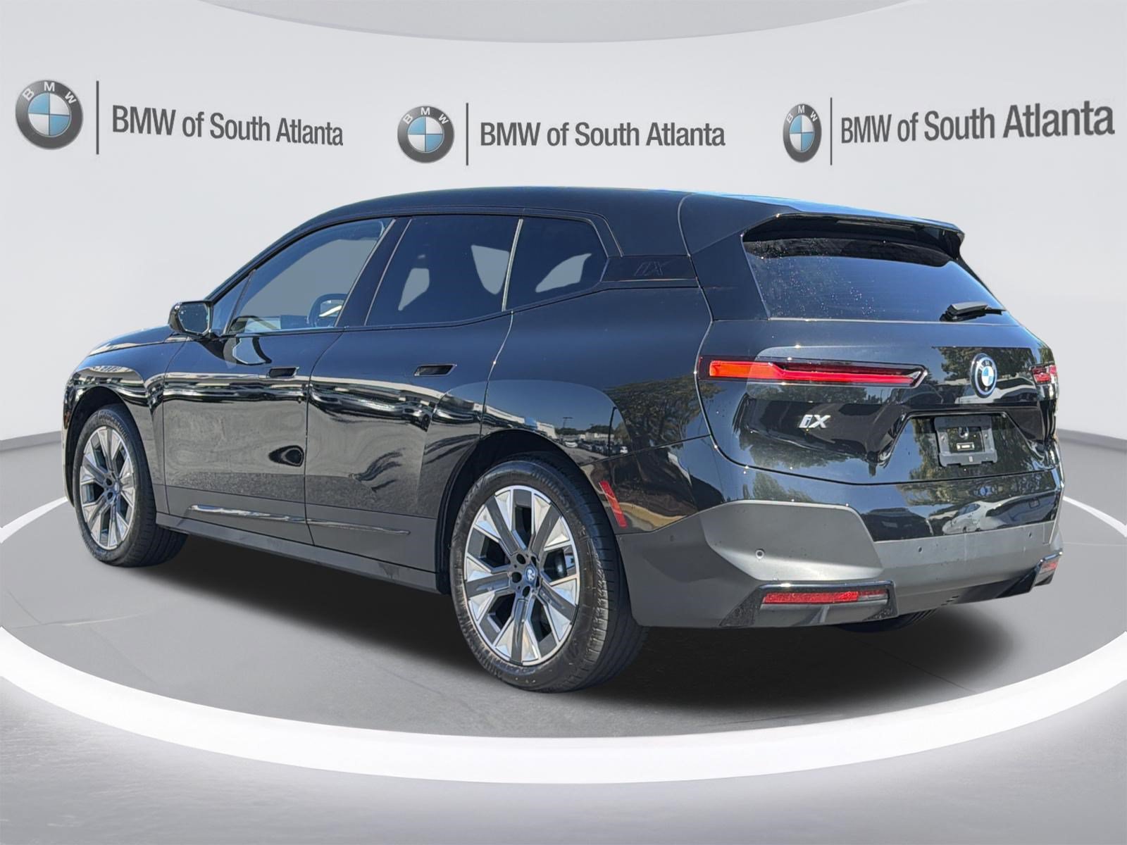 Certified 2024 BMW iX xDrive50 w/ Premium Package AWD/4WD image 23