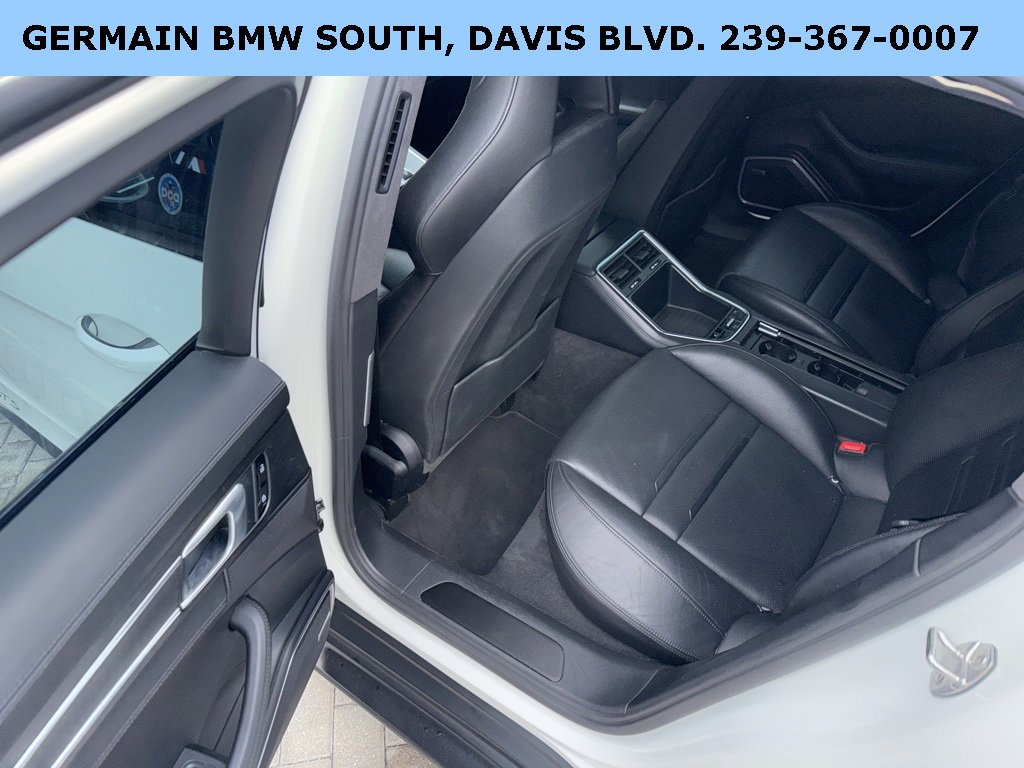 Used 2019 Porsche Panamera GTS image 33