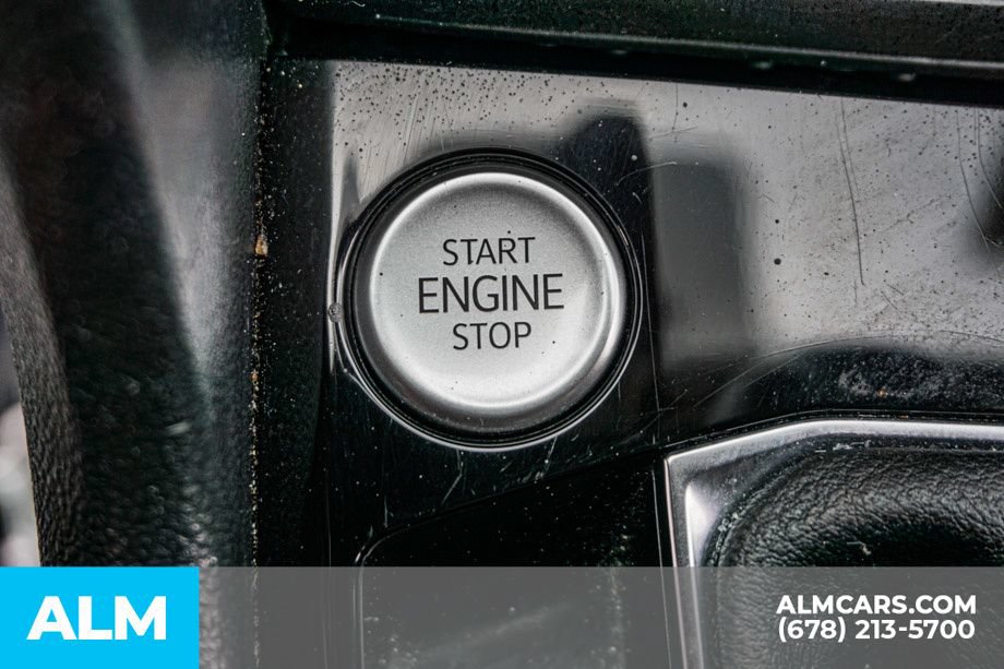 Used 2024 Volkswagen Taos SE FWD image 45