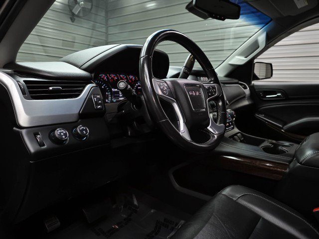 Used 2020 GMC Yukon SLT AWD/4WD image 11