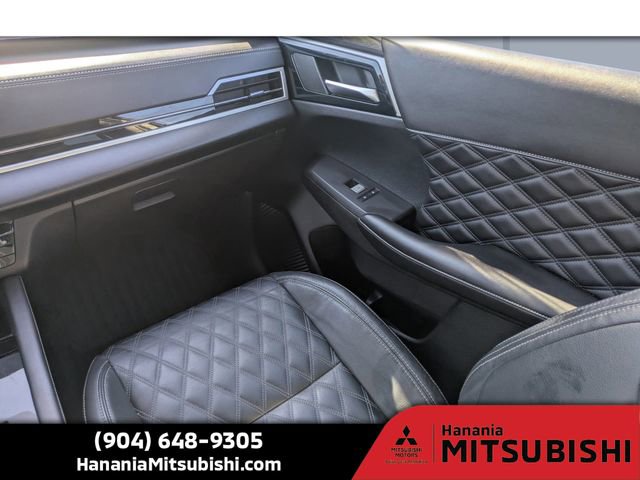 Used 2022 Mitsubishi Outlander SEL image 18