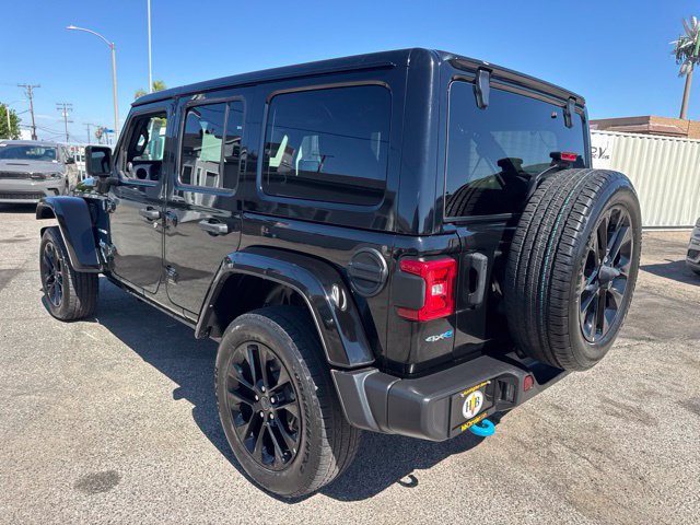 Used 2024 Jeep Wrangler Unlimited Sahara AWD/4WD image 6