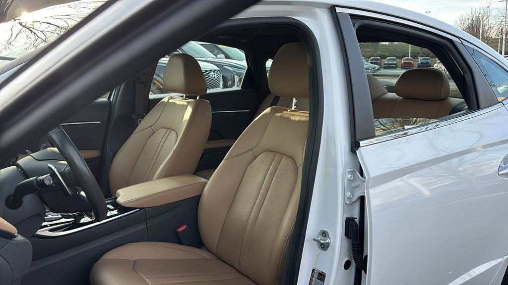 Used 2021 Hyundai Sonata Limited image 10