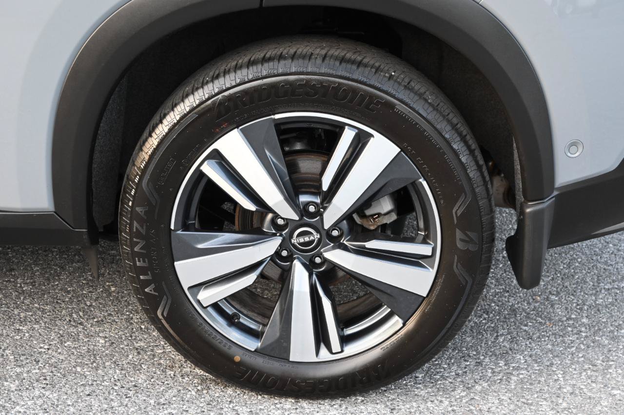 Used 2023 Nissan Rogue Platinum w/ Platinum Premium Package AWD/4WD image 16