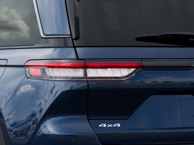 New 2026 Jeep Grand Cherokee Limited AWD/4WD image 9