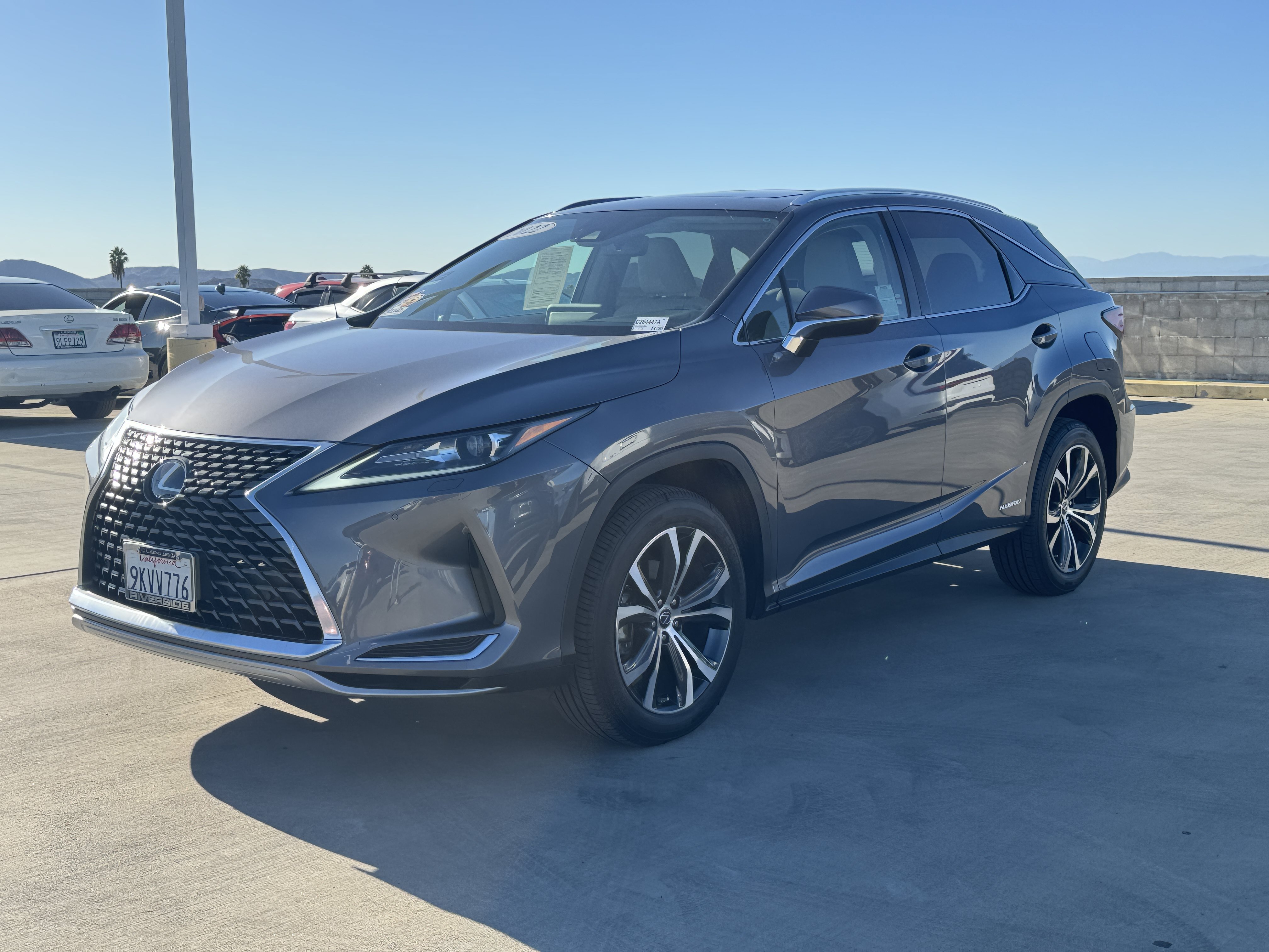 Certified 2022 Lexus RX 450h AWD w/ Premium Package image 4