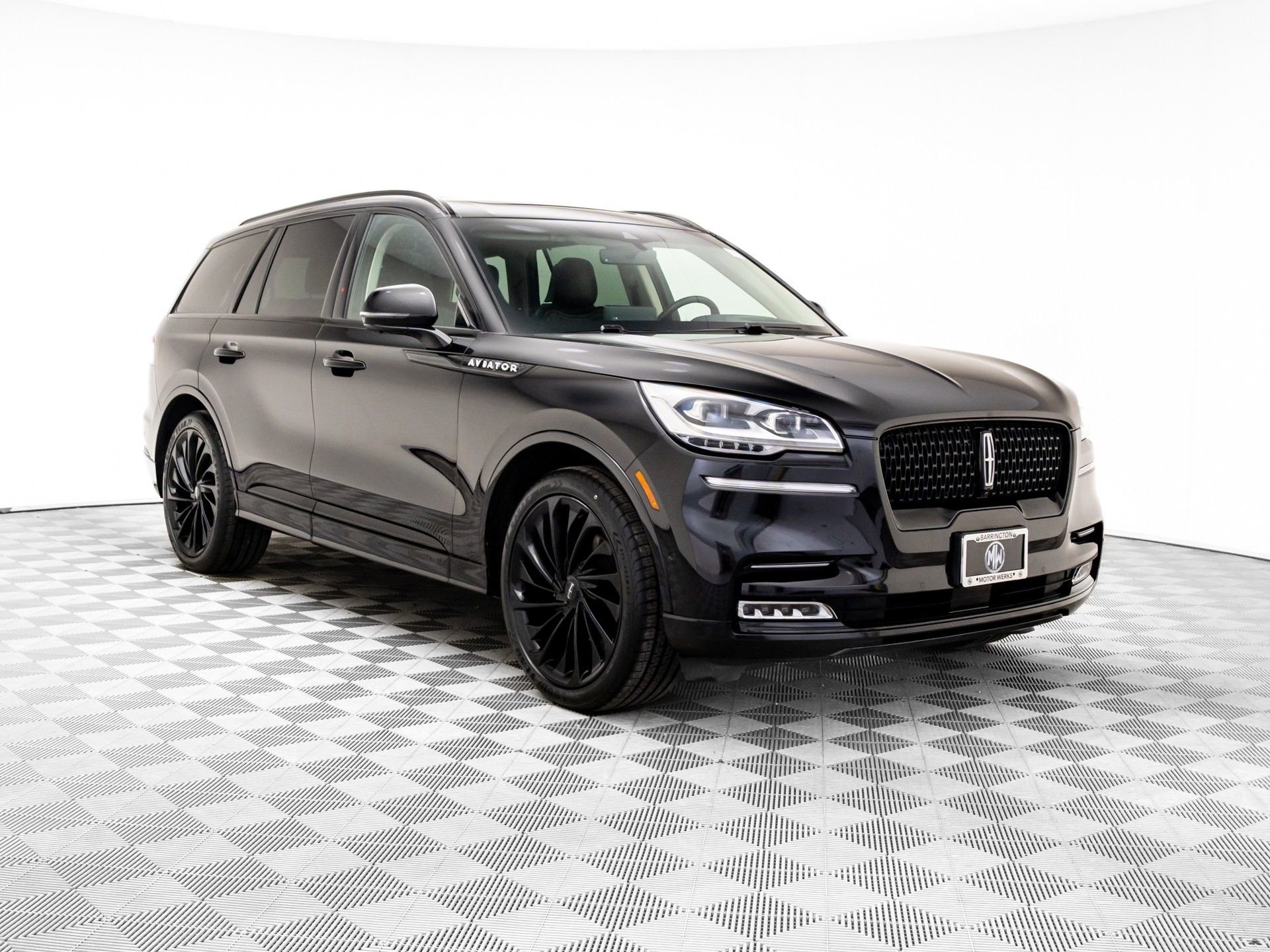 Used 2023 Lincoln Aviator Reserve w/ Equipment Group 201A image 8