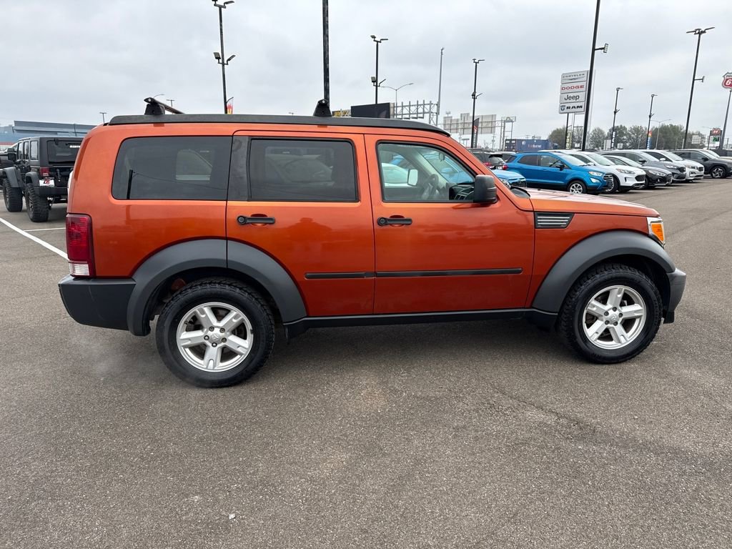 Used 2007 Dodge Nitro SXT image 10